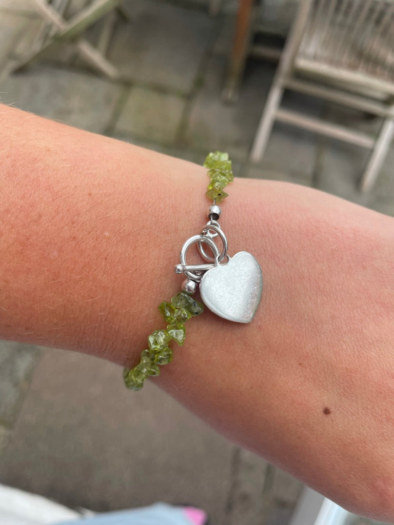 Peridot Chip Heat T Bar Bracelet