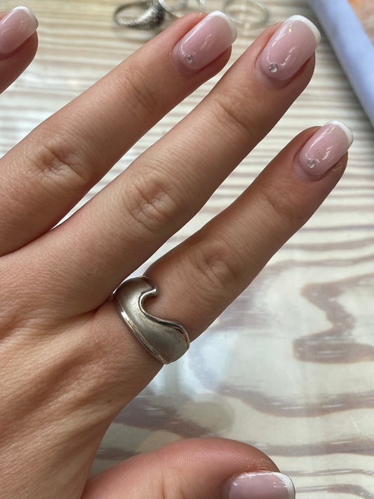 Smooth Wave Ring