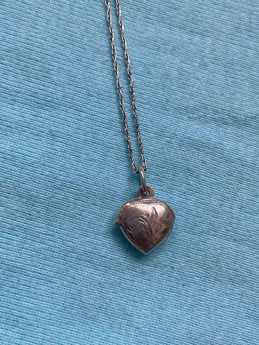 Dainty Heart Locket