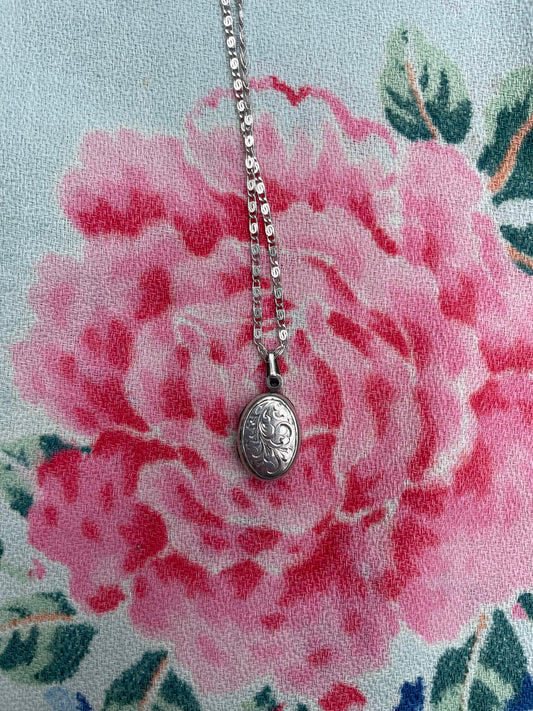 Teeny Oval Floral Locket