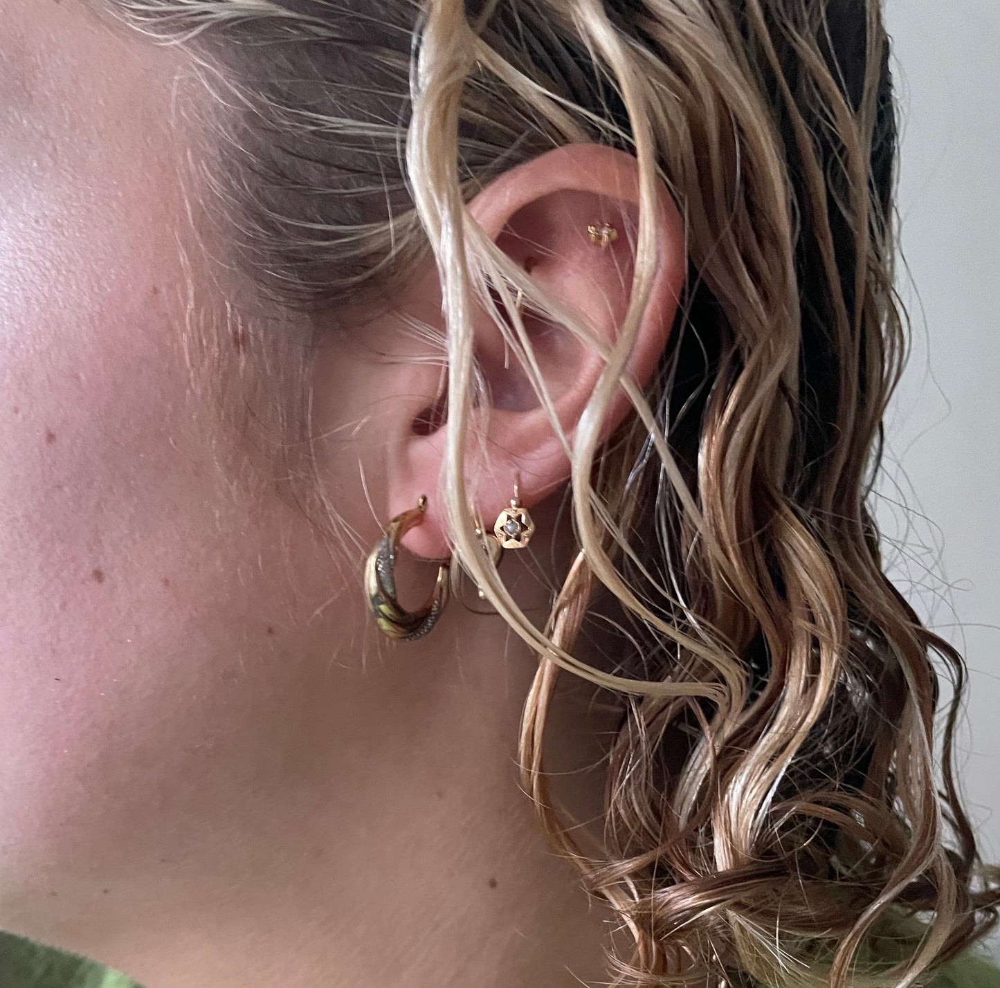 Duo Gold Twist Hoops