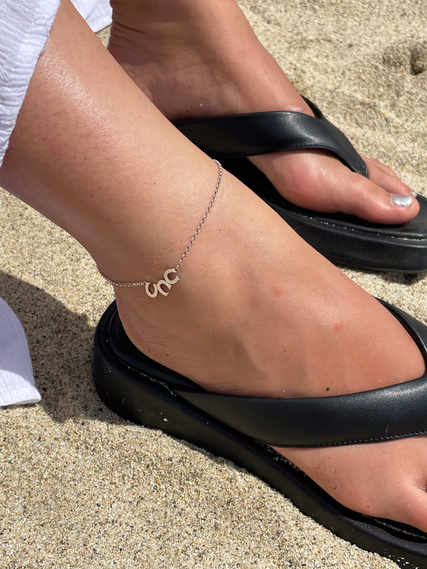 Triple Horseshoe Anklet