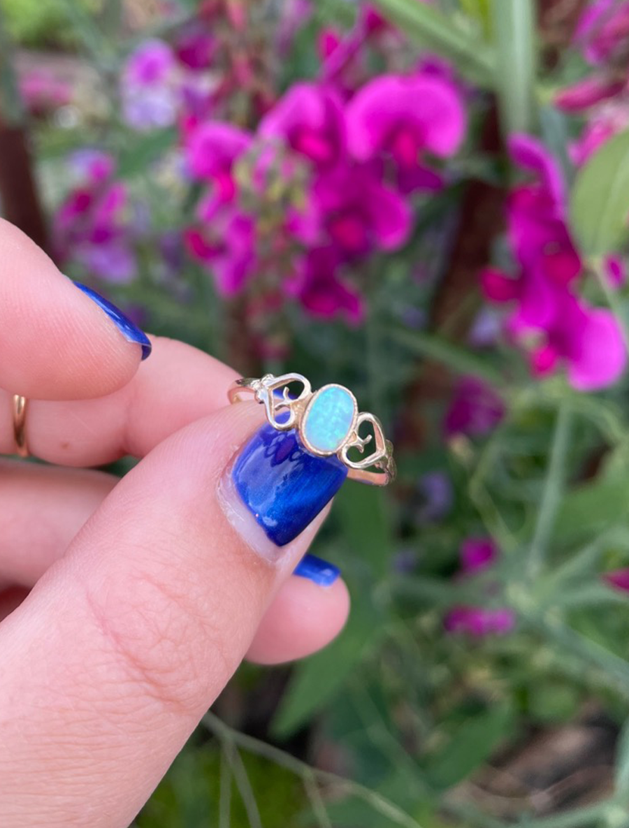 9ct Gold Jelly Opal Heart Ring