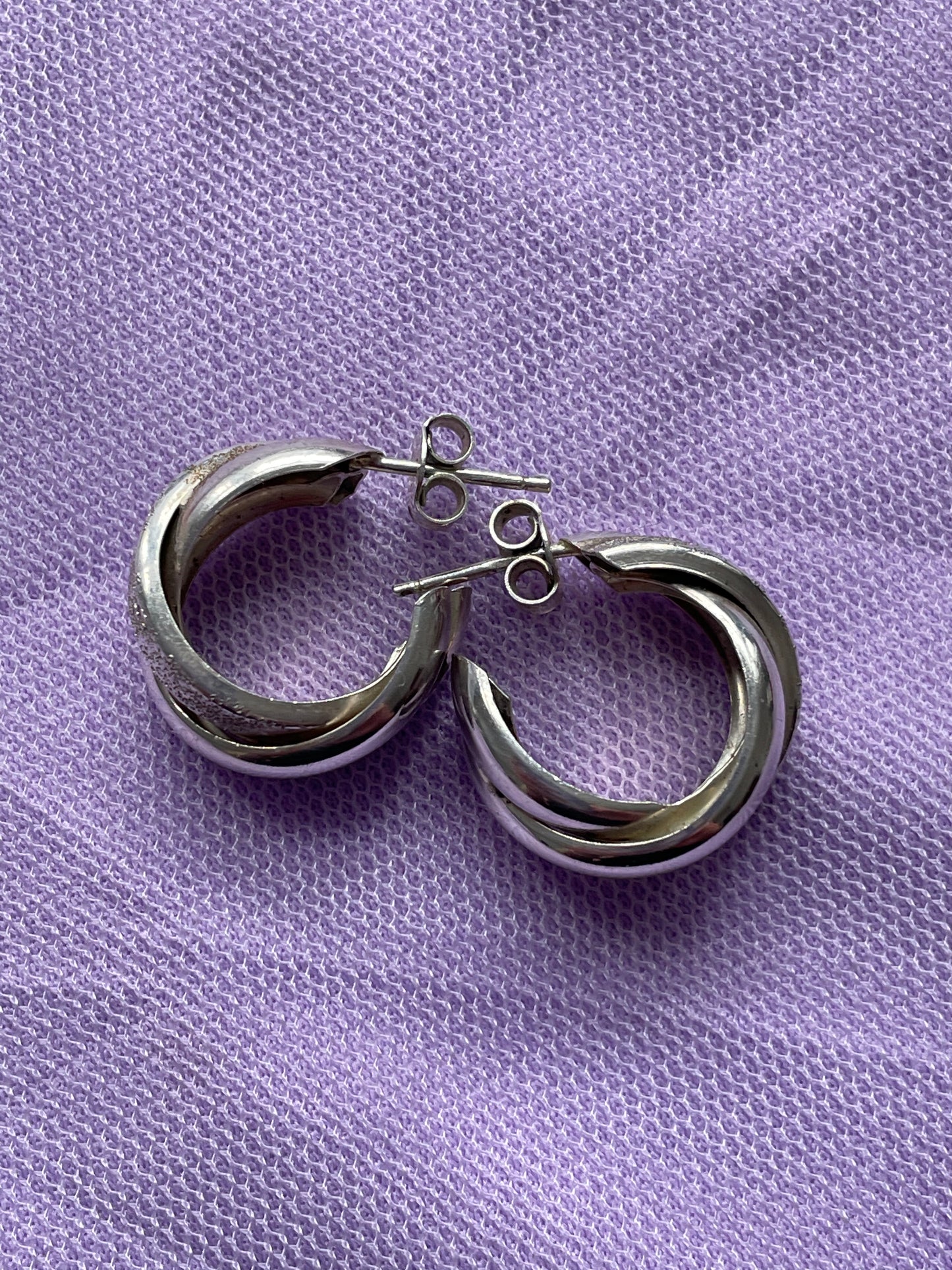 Twist Hoops