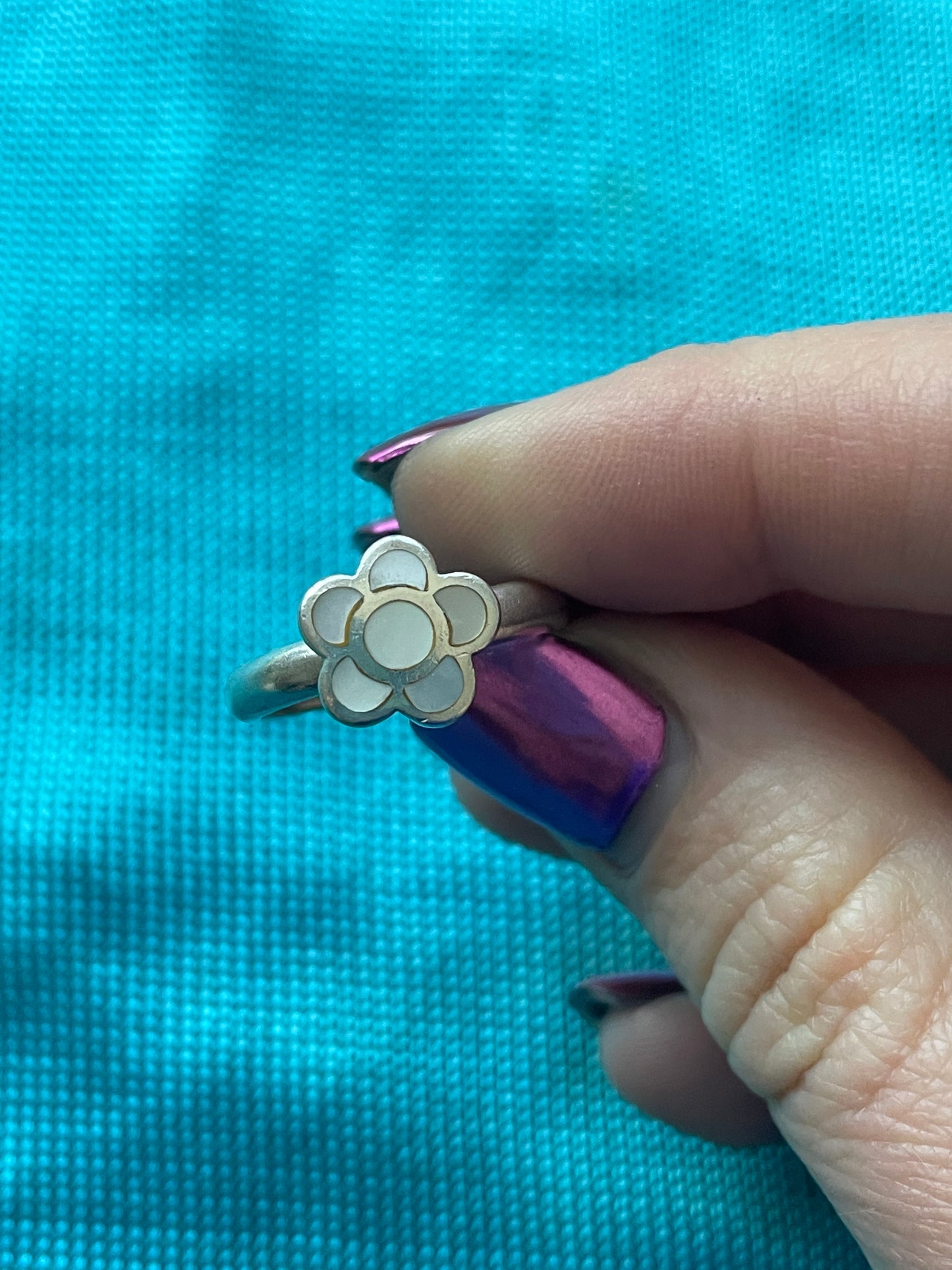 Floral Mother of Pearl Ring